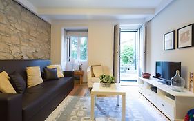 Flores Apartment